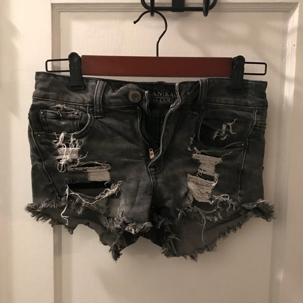 American Eagle high waisted shorts